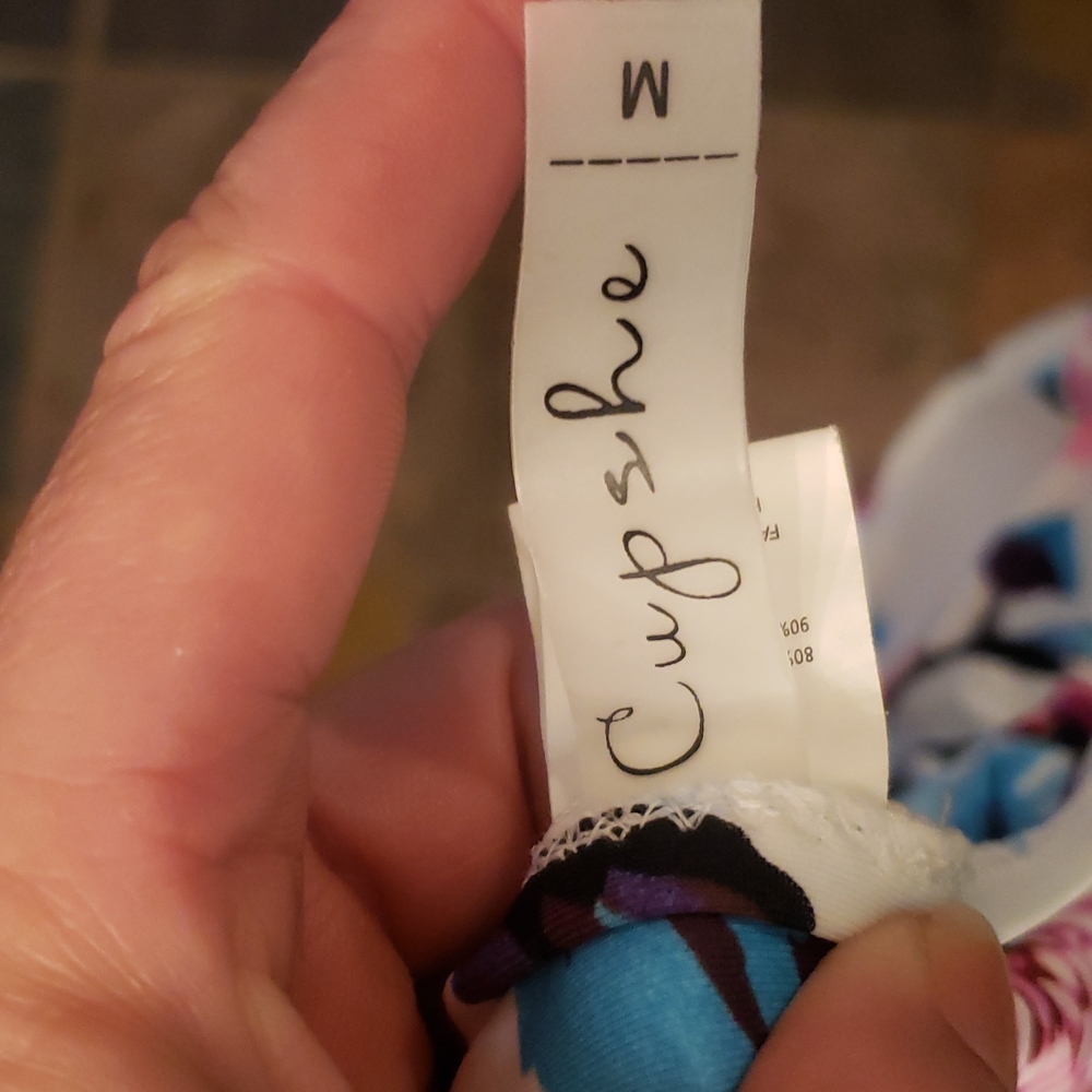Bathing Suite - Picture 4 of 4